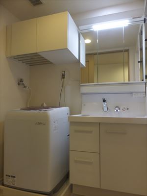 3面鏡で収納量ＵＰ！